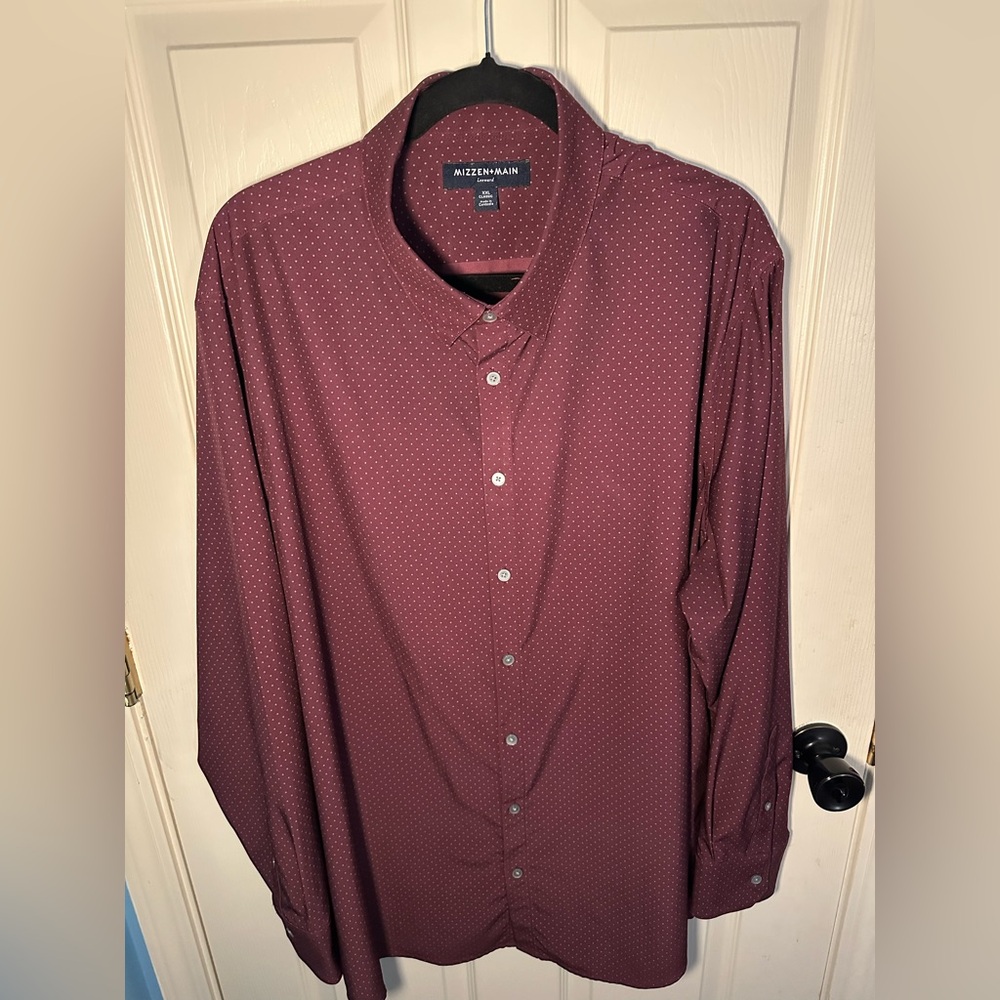 Mizzen+Main Burgundy Button Down Shirt
